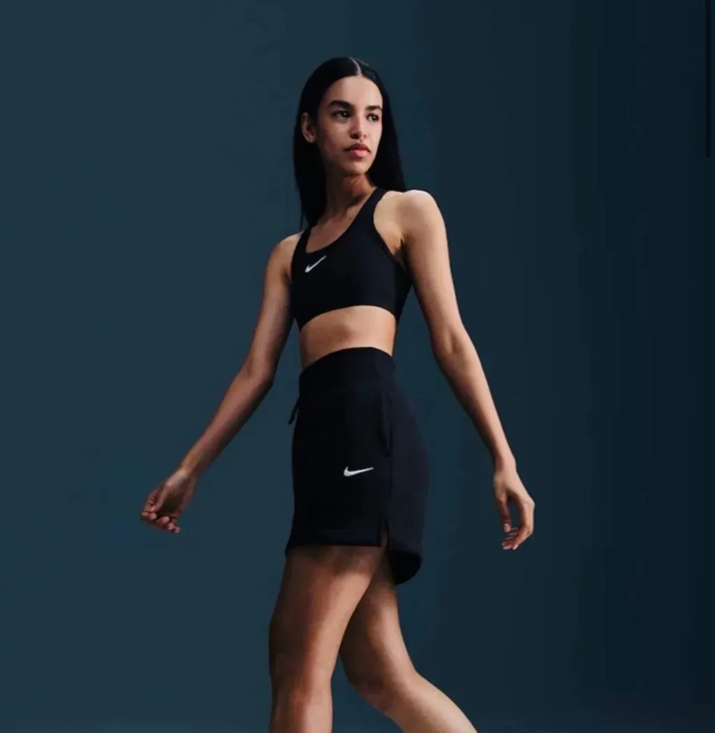 top Swoosh Adidas Fem