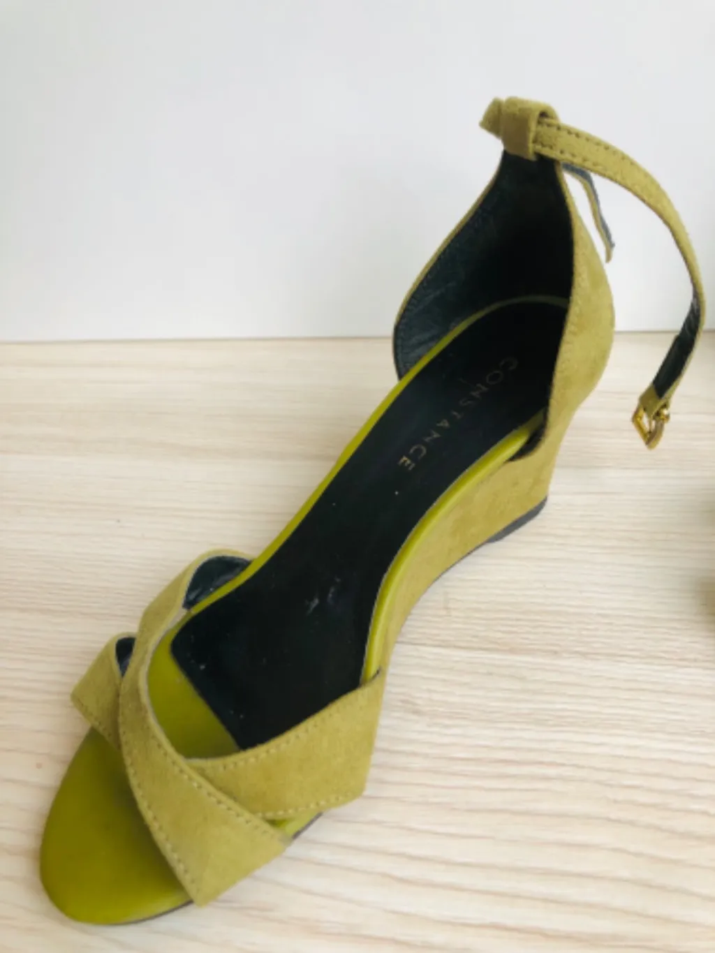 Sapato Verde Camurca Constance