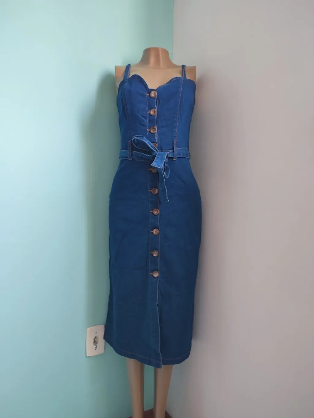vestido feminino jeans escuro