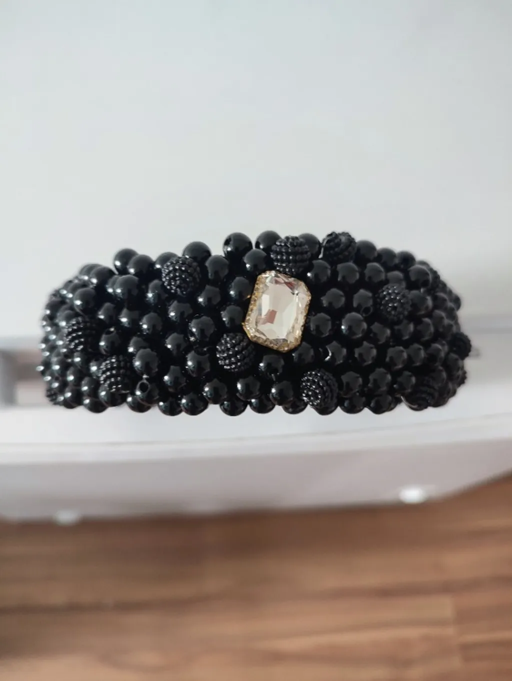 Tiara feminina preta