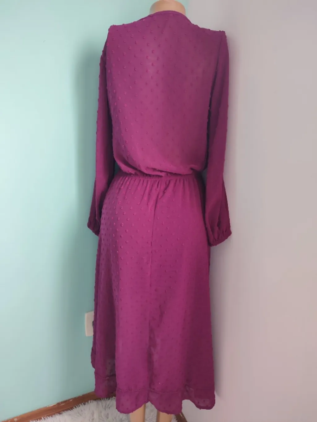 vestido midi fucsia