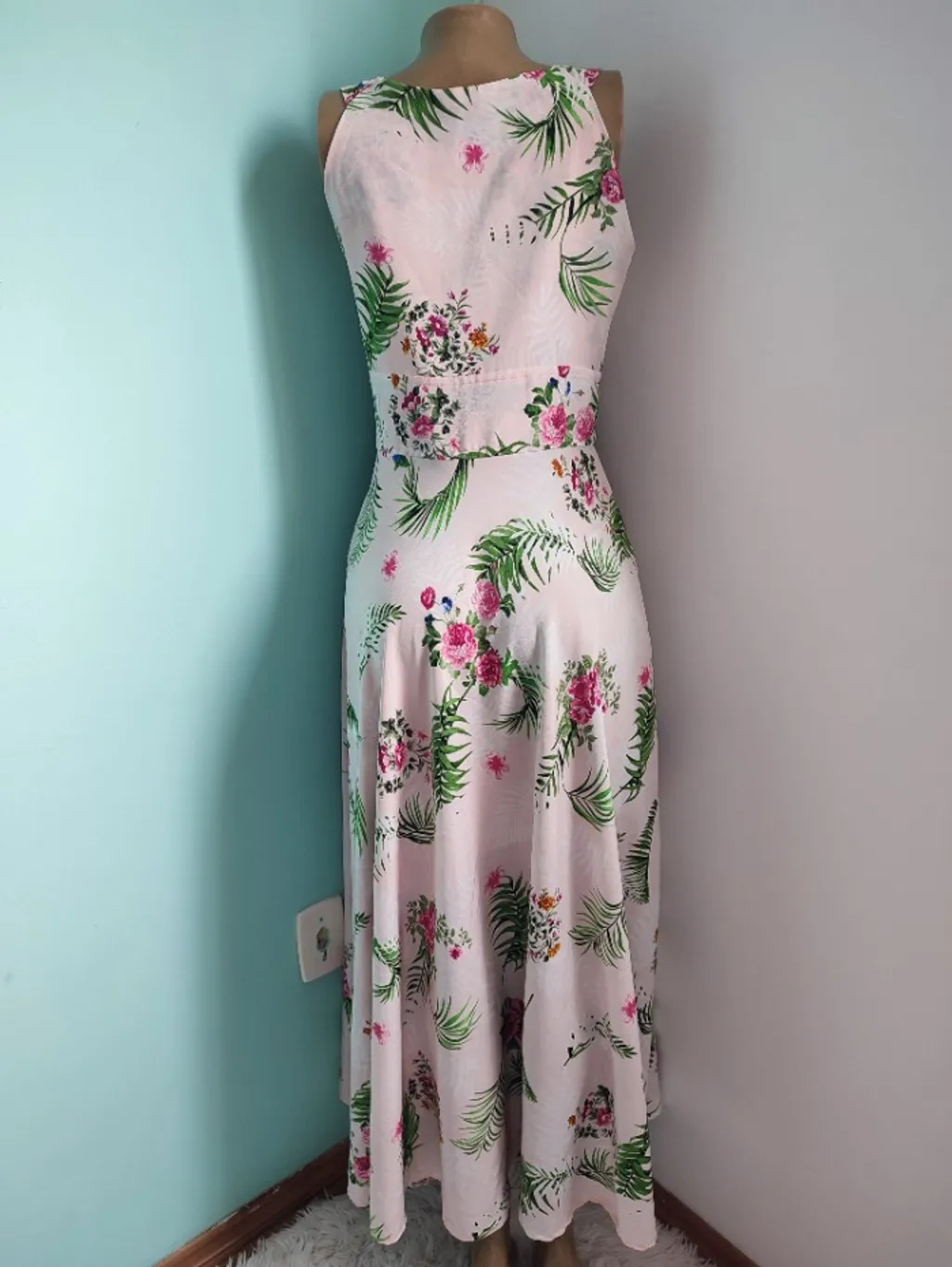 vestido longo floral