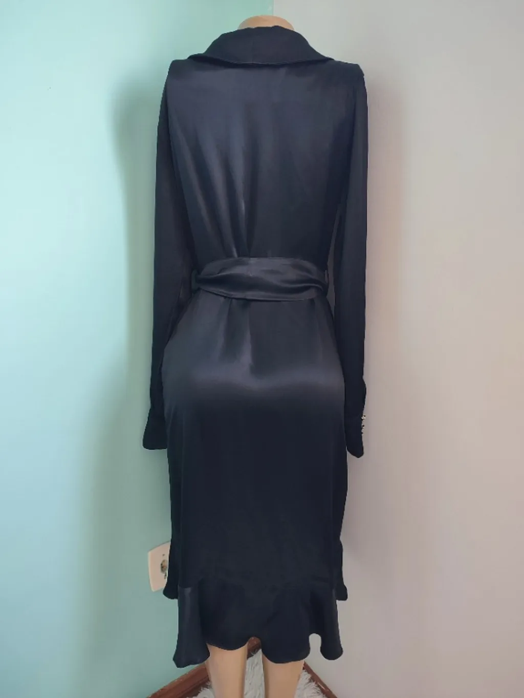 vestido midi preto