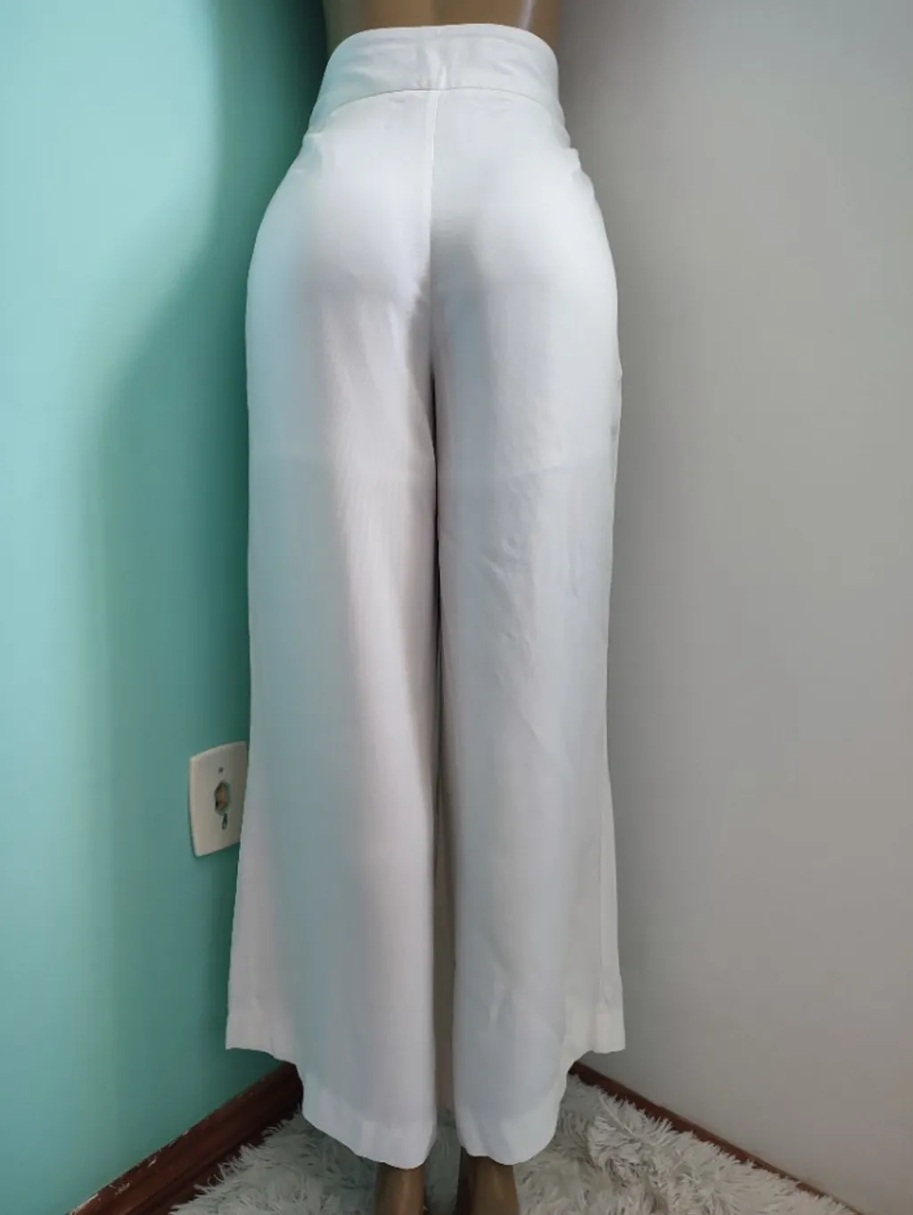 calça branca feminina