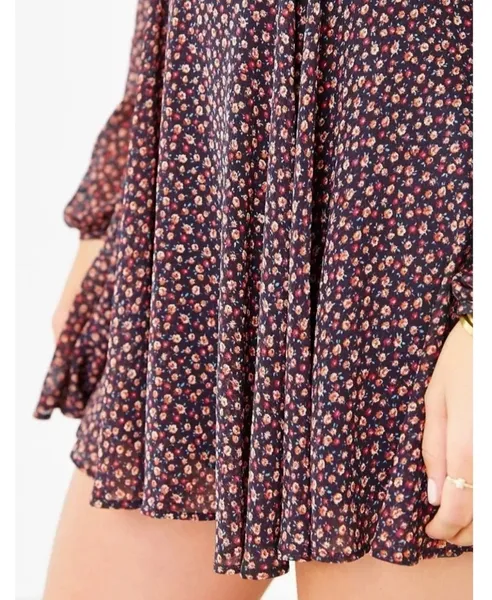 Vestido Kimchi Blue Poppy da Urban Outfitters