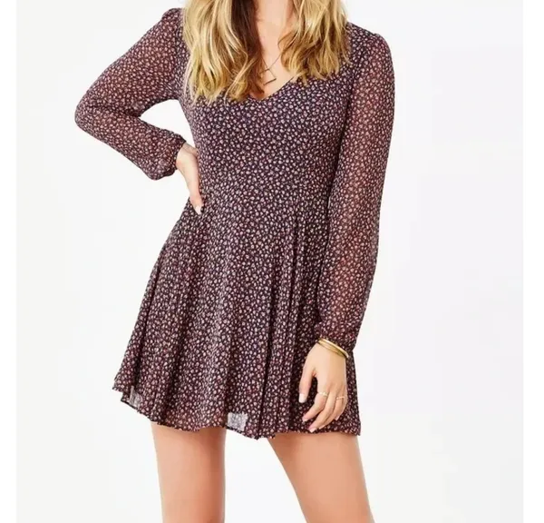 Vestido Kimchi Blue Poppy da Urban Outfitters