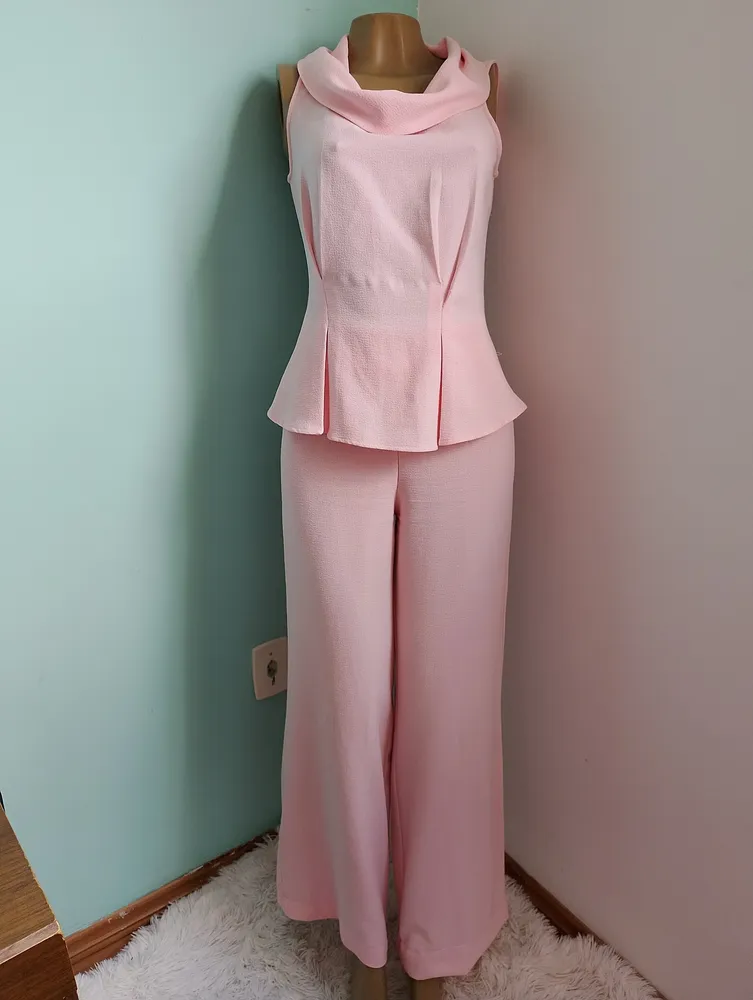 conjunto feminino rosa claro
