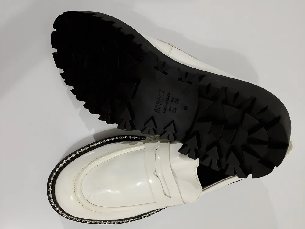 sapato mocassim branco
