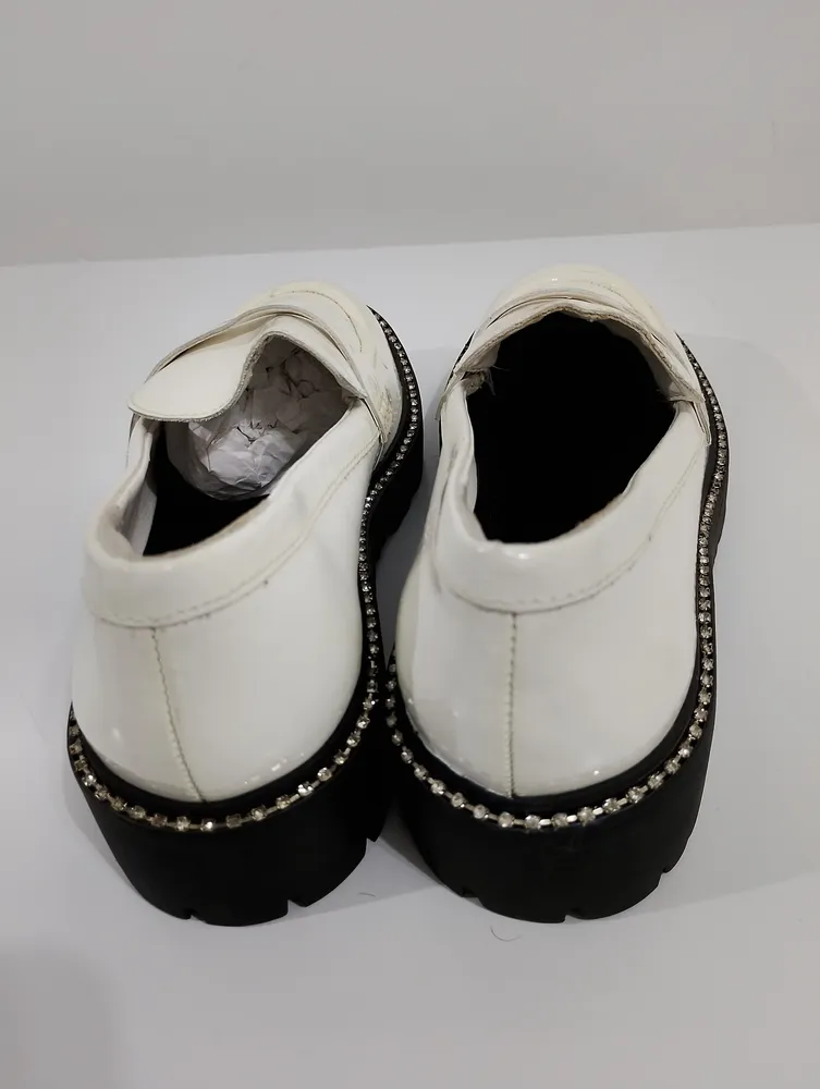 sapato mocassim branco