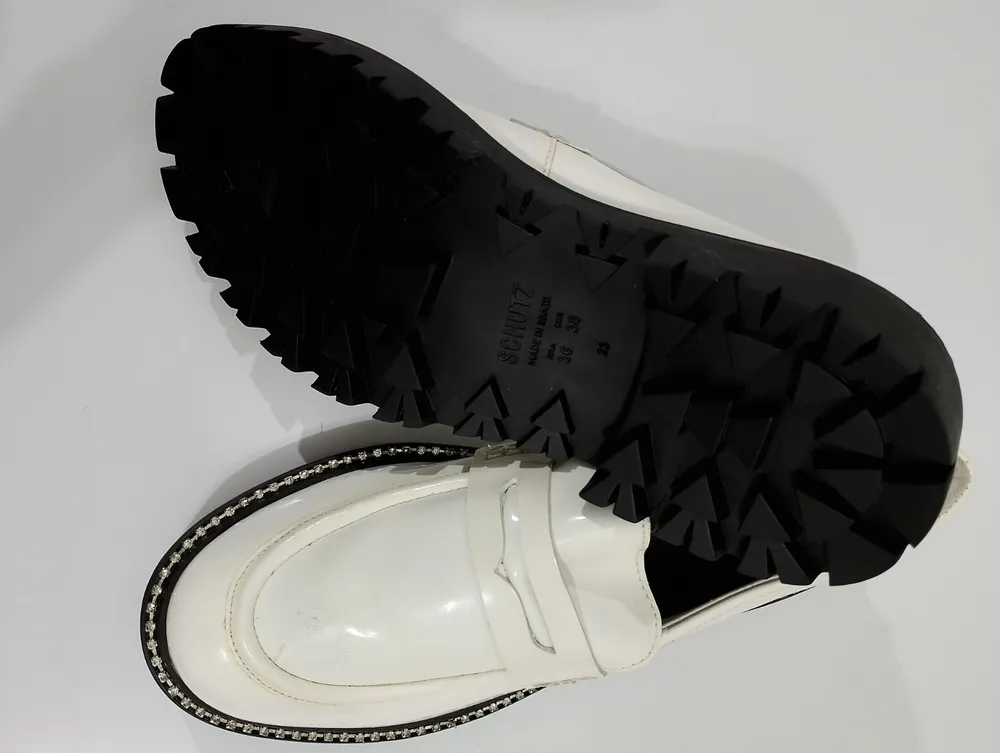 sapato mocassim branco
