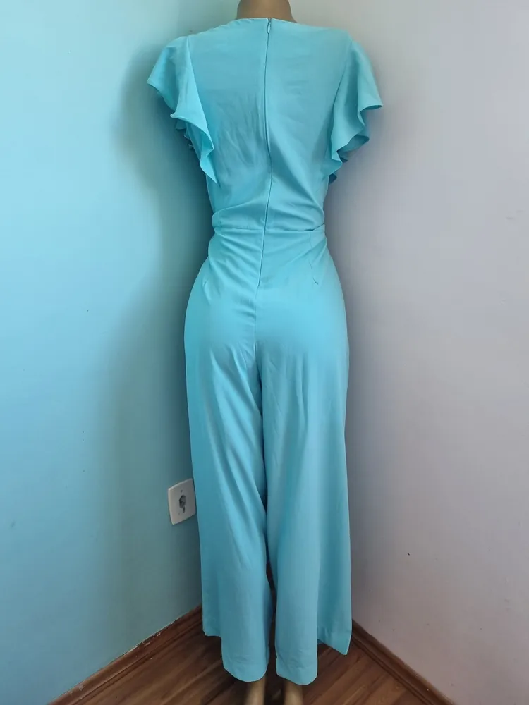Macacão Feminino azul bebê