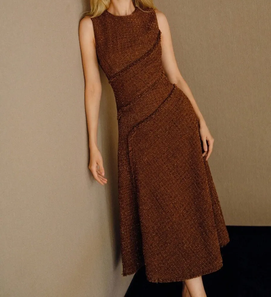 Vestido midi café
