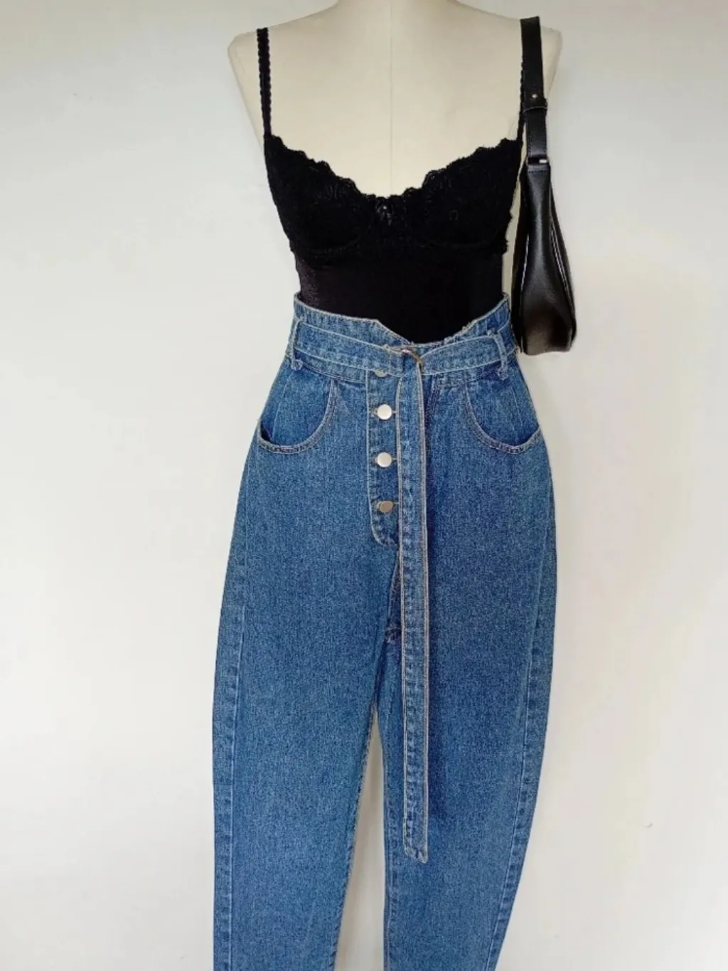 calça feminina mom jeans retrô com cinto tamanho p
