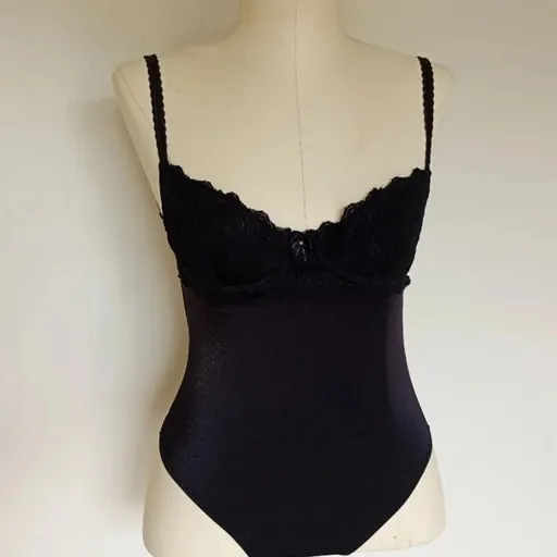 body meia taça preto vintage cgc detalhes em renda tamanho p
