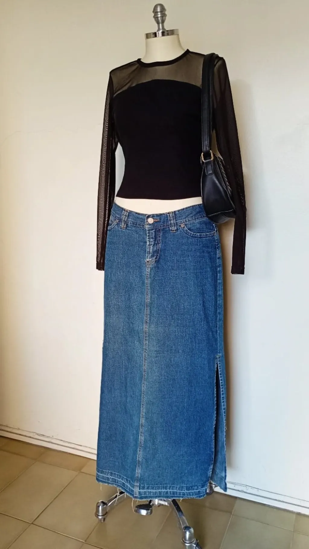 Saia Midi jeans retrô 2yk estilo vintage com fendas laterais tam