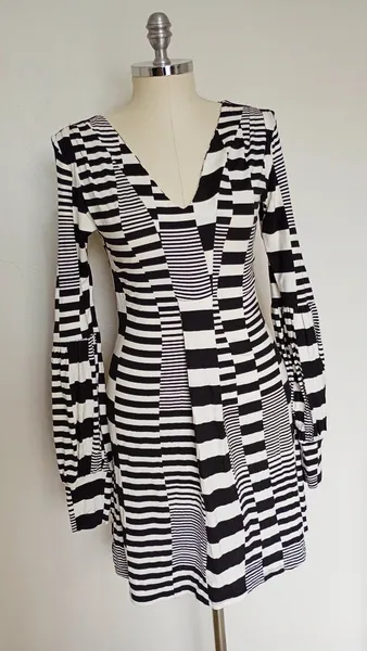 Vestido manga longa de malha novo