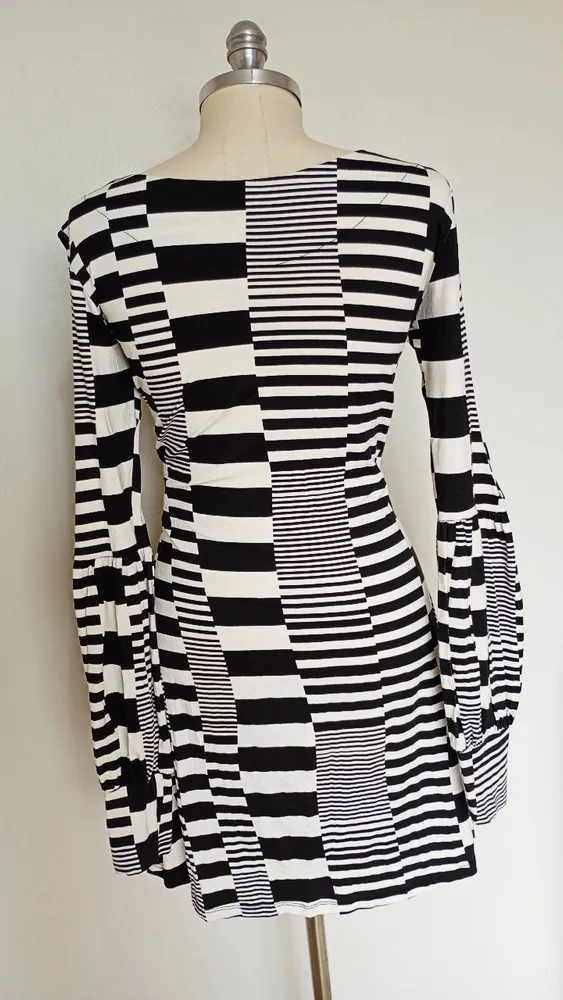 Vestido manga longa de malha novo