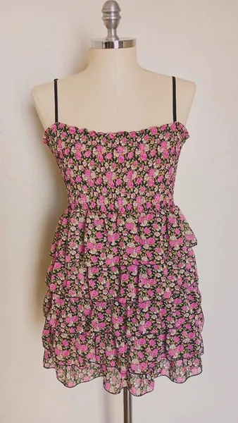 Vestido florido de babados em voil tamanho M