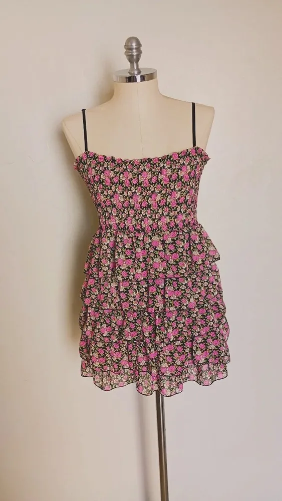Vestido florido de babados em voil tamanho M