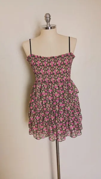 Vestido florido de babados em voil tamanho M