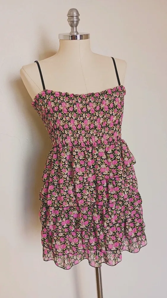 Vestido florido de babados em voil tamanho M