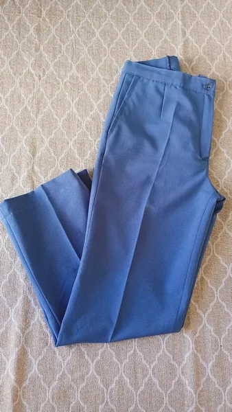 Calça de alfaiataria azul royal cintura alta tamanho M