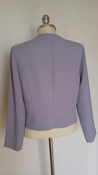 Blazer cinza curto importado Karen Miller tamanho M