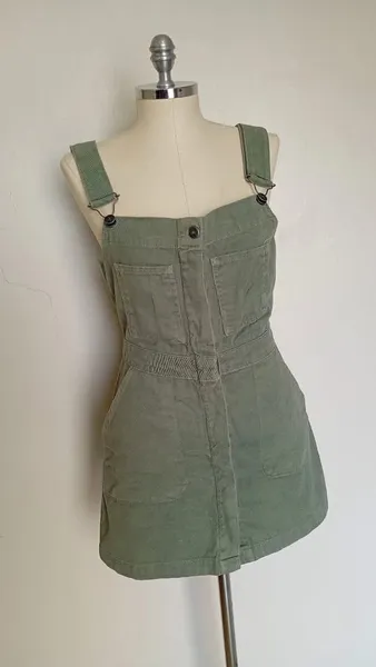 Jardineira jeans Gang verde tamanho P