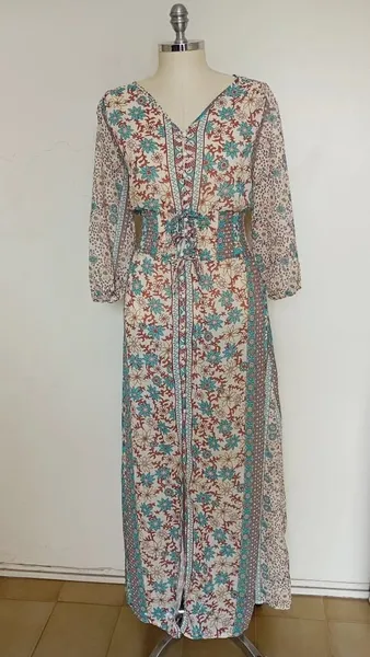 Vestido saída de praia Boho de botões