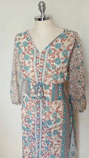Vestido saída de praia Boho de botões