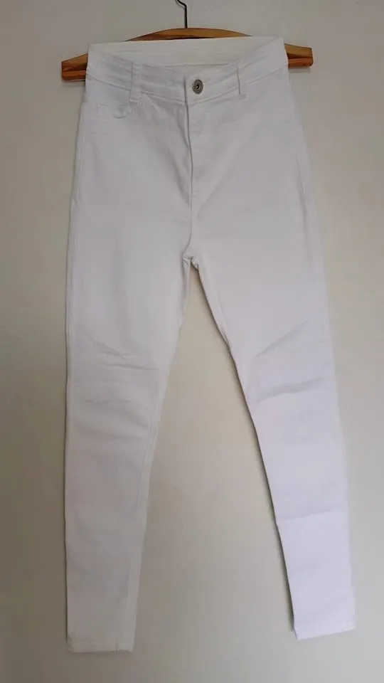 Calça jeans feminina branca cintura alta tamanho 38