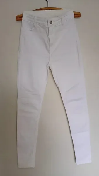 Calça jeans feminina branca cintura alta tamanho 38