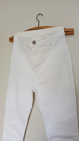 Calça jeans feminina branca cintura alta tamanho 38