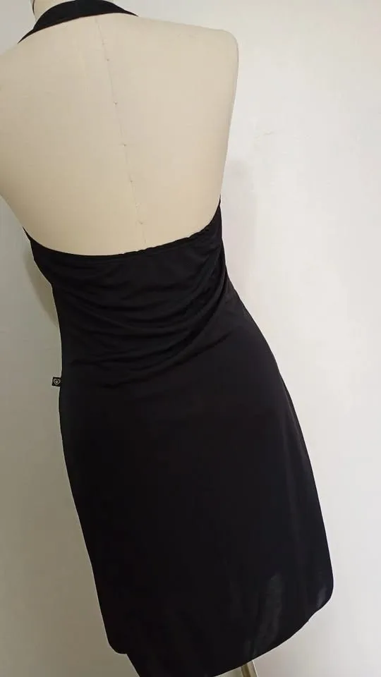 Vestido frente única preto com argola tamanho M