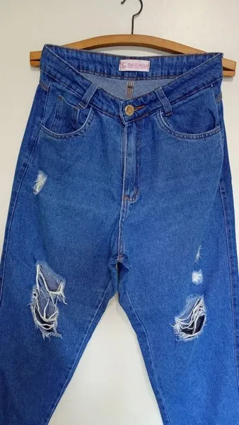 Calça jeans Mom azul escura tamanho 40