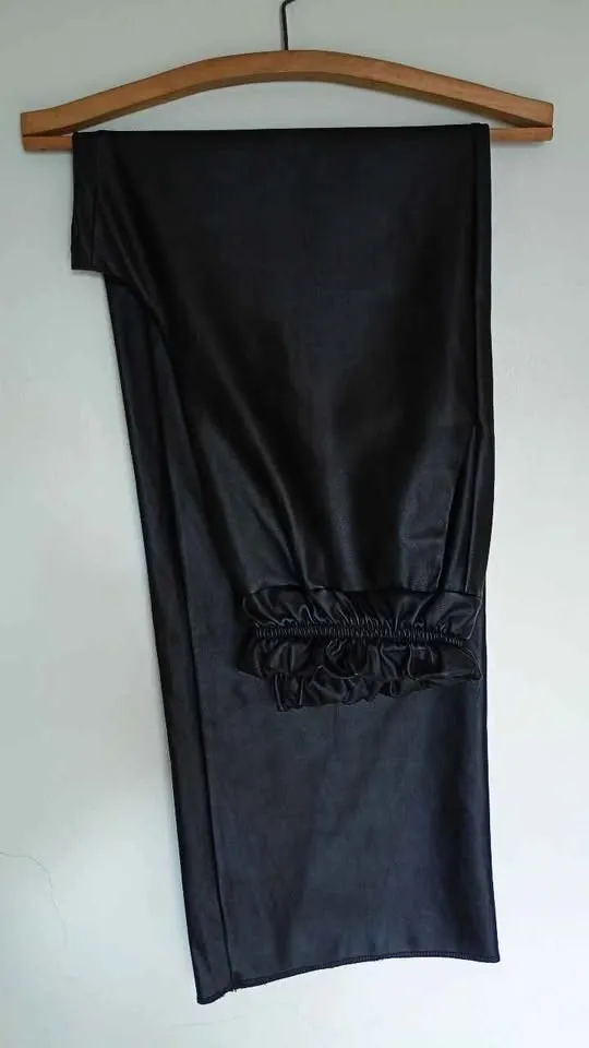 Calça Wide Leg em courino tamanho P