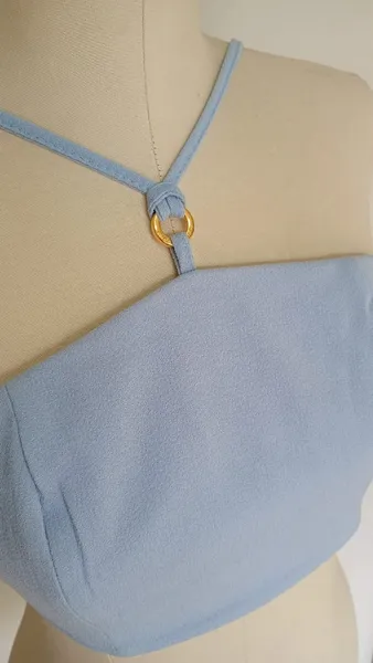 Cropped azul lança perfume P