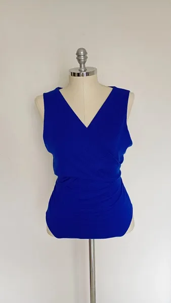 Body azul royal canelado tamanho GG
