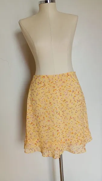 Saia amarela de florzinhas vintage CGC