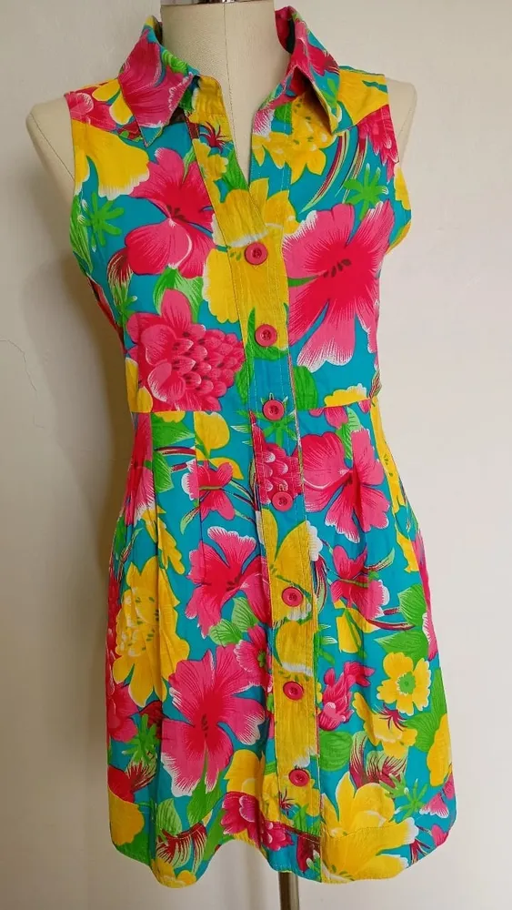 Vestido floral bossa nossa de botões tamanho M