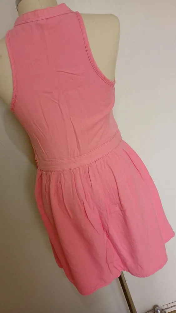 Vestido rosa Hering de botões tamanho P