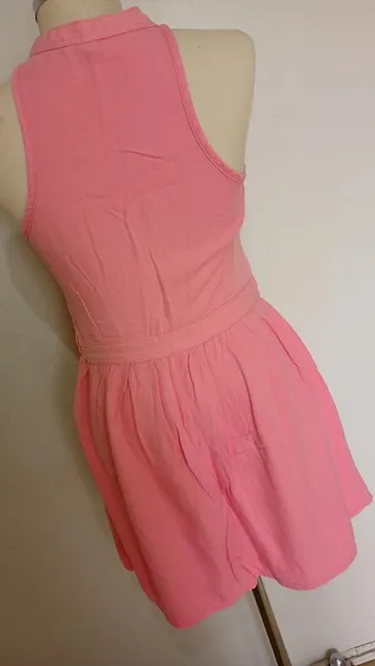 Vestido rosa Hering de botões tamanho P