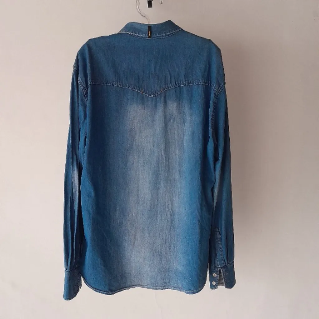 *UNISSEX* camisa manga longa jeans bordada