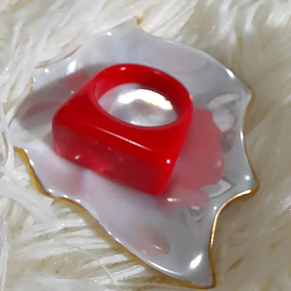 anel bijuteria resina retangular vermelho aro 18