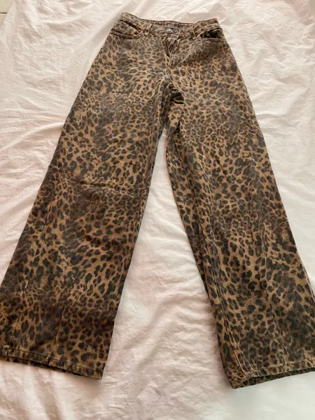 Calça onça