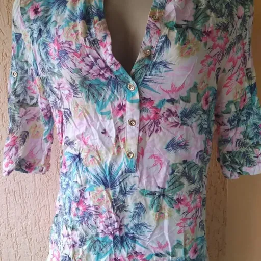 Camisa Floral Estilo Chemise Curta  Tam M