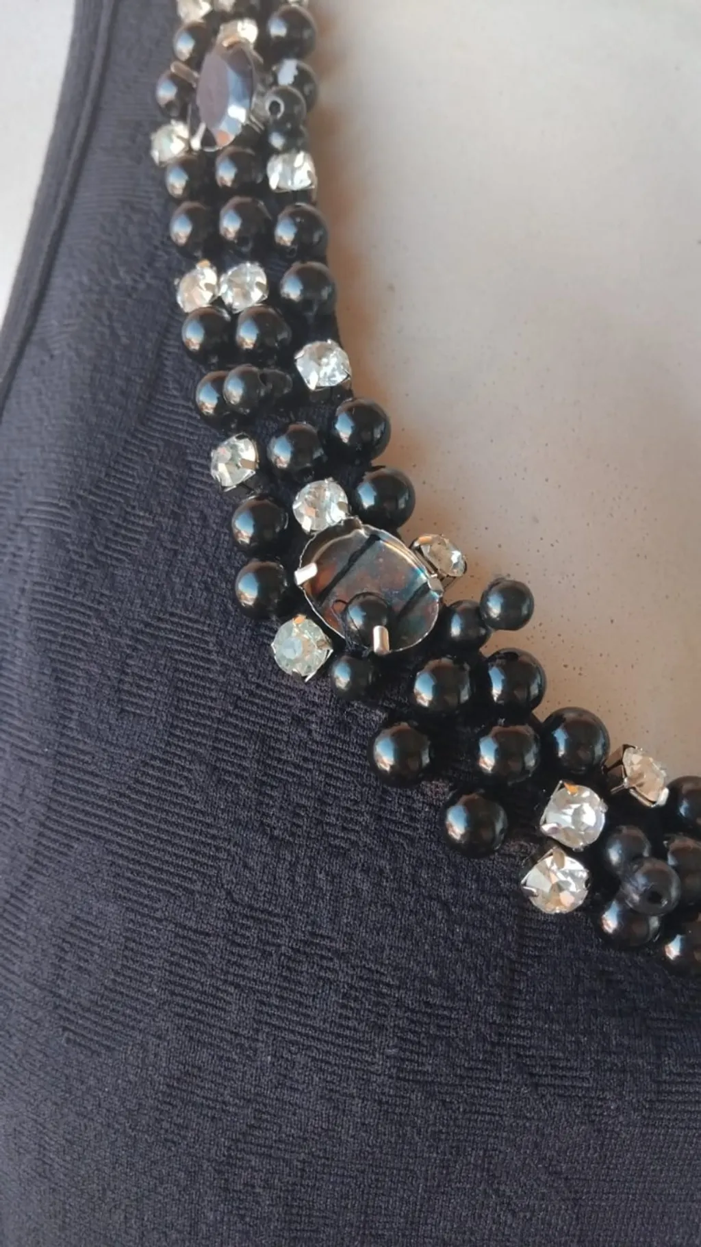 Vestido Curto Preto Pedraria e Tule Costas Tam G ✨