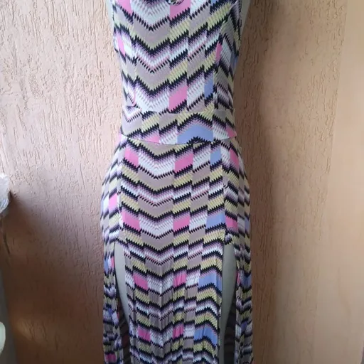 Macacão Estampado com Fendas Tam P