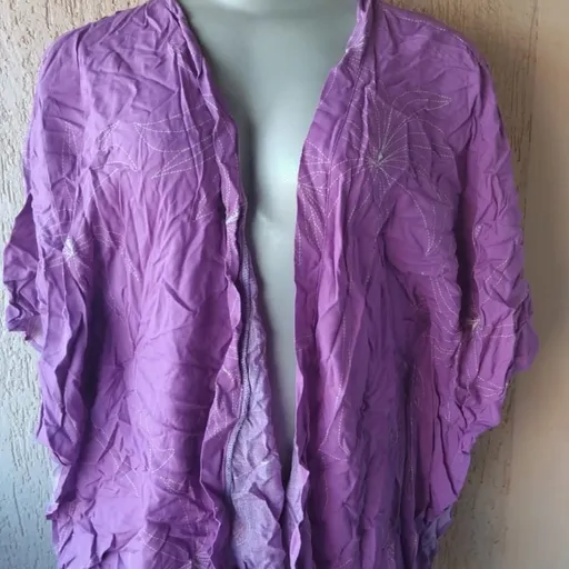 Kimono Feminino Lilás Bordado Modelagem Ampla Tamanho G No