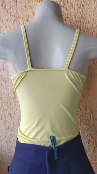 Body Feminino em Lycra com Bojo e Nozinho Frontal  Tamanho M